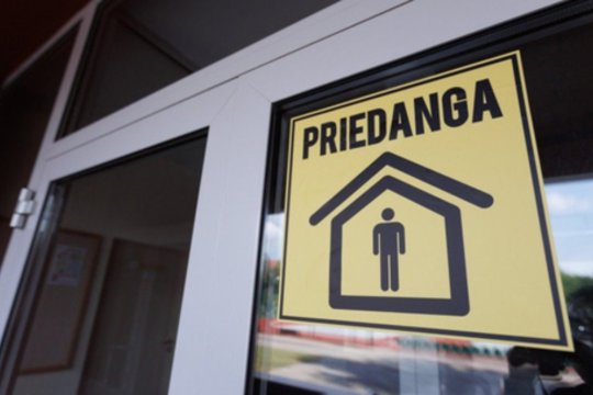 Kaišiadoriškiai piktinasi dėl priedangų būklės: nelaimės atveju esą kojos ten nekelsiantys