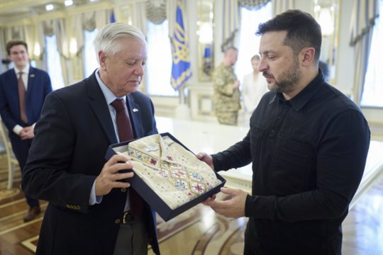 Paaiškėjo lemtingi L. Grahamo žodžiai likus kelioms valandoms iki mirties: „Negaliu dabar mirti“