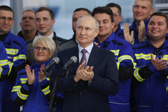 Karas Ukrainoje – nė motais: Europa iš Rusijos nupirko rekordinį kiekį dujų