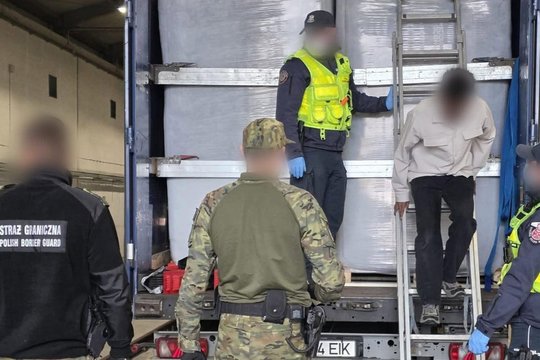 Per savaitgalį Lenkijos pasieniečiai sulaikė 34 migrantus, nelegaliai atvykusius iš Lietuvos