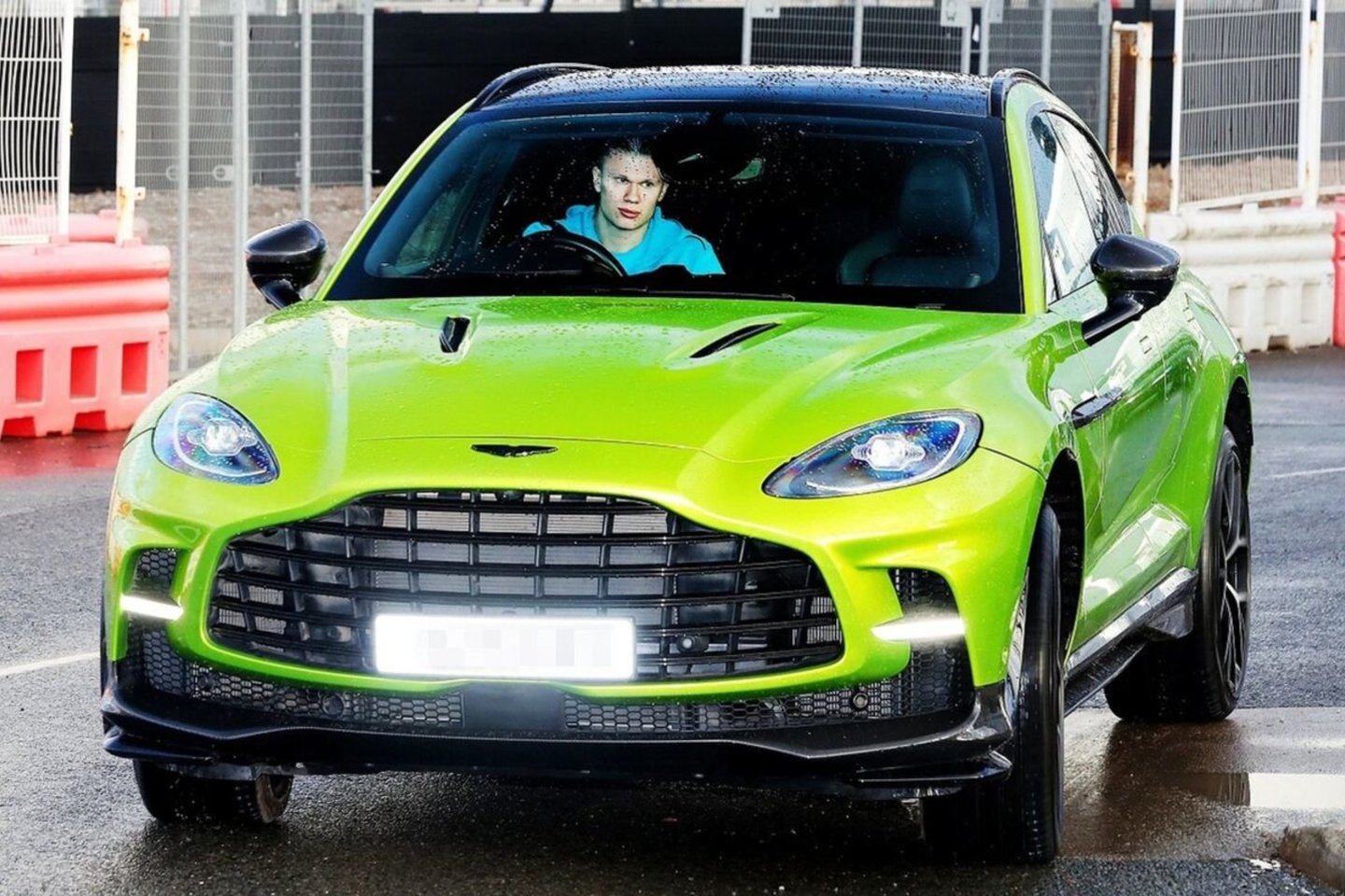 Aston Martin DBX707.<br>Daily Mail.