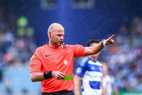 Netikėtai mirė teisėjas, dėl nusikaltimo išbrauktas iš pasaulio čempionato arbitrų sąrašo