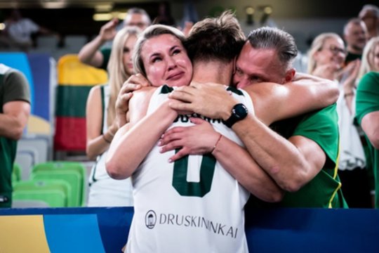 Neįtikėtinas M. Juzėno benefisas Europoje: į lenkų krepšį įsūdė 46 taškus ir atsikovojo 12 kamuolių