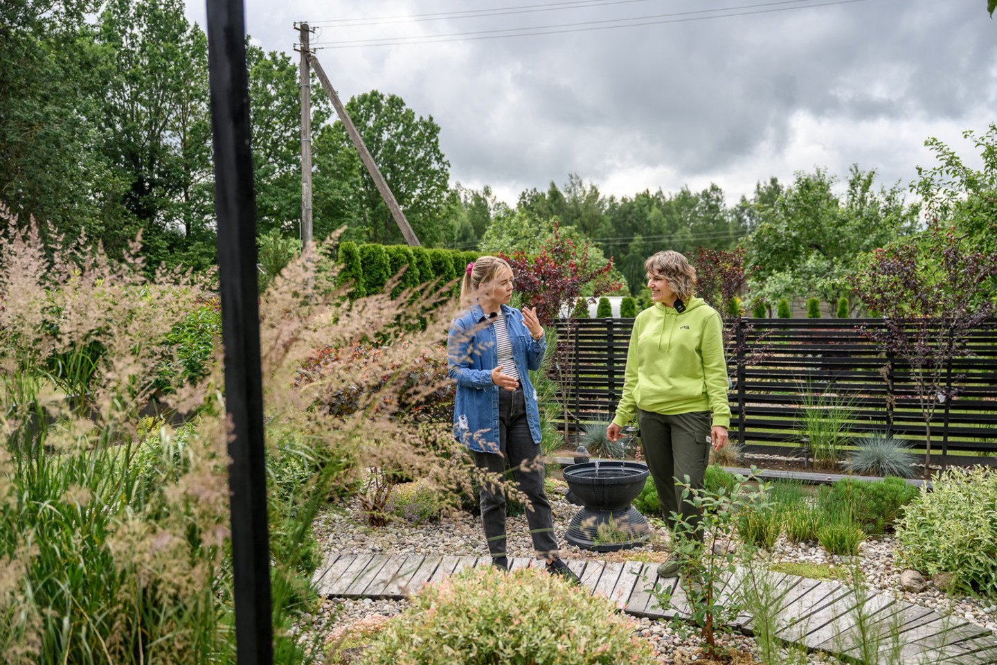 Laidos vedėja Kamilė Lymontienė ir agronomė konsultantė Loreta Aleknavičienė.