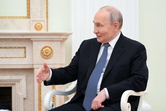 V. Putinas lenktyniauja su laiku: viltis meta į vieną strategiją