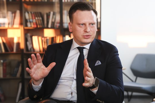 V. Benkunskas ragina Seimą kuo greičiau priimti migracijos sistemos griežtinimo pataisas