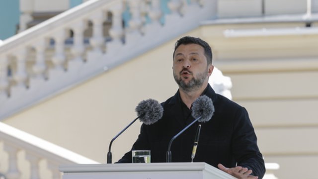 V. Zelenskis įspėja, kad V. Putinas gali skelbti visuotinę mobilizaciją: jis turi ir kitų eskalacijos galimybių