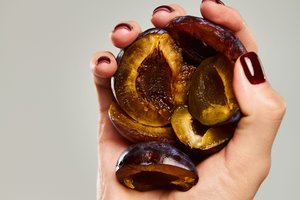 Ne obuoliai ir ne kriaušės: gydytojai įvardijo vaisių, kuris stiprina kaulus, širdį ir žarnyną