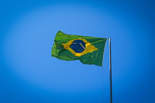 JAV įveda 25 proc. muitą įvairiam importui iš Brazilijos