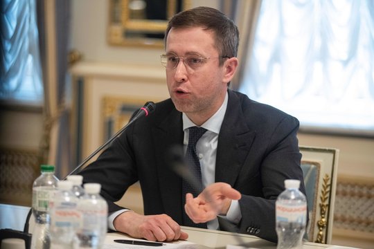 Naujasis Ukrainos premjeras – buvęs energetikos įmonės vadovas, kuriam pavesta išgyventi žiemą