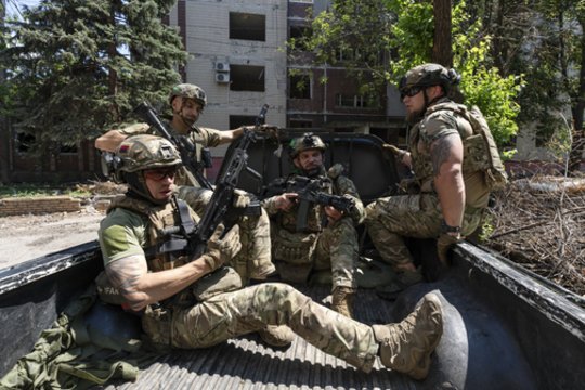 Karas Ukrainoje. Po galingos dronų atakos Maskvos srityje – dideli gaisrai
