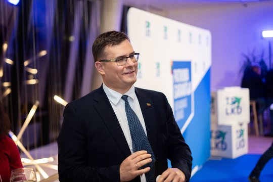 L. Kasčiūnas: kitą savaitę parengsime dokumentą kreipimuisi į KT dėl M. Sinkevičiaus Vyriausybės teisėtumo