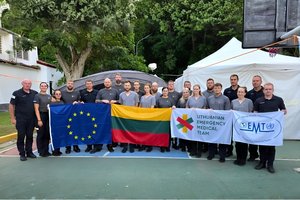 Į Lietuvą grįžta Venesueloje humanitarinę misiją baigusi Lietuvos medikų komanda