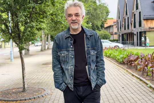 A. Mamontovas atvirai apie sulėtėjusią naujų dainų kūrybą: „Kai groji populiarias dainas, žmonės dainuoja kartu ir tai suteikia daug džiaugsmo“