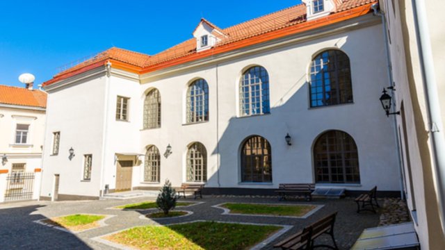 Lietuvoje studijuojantys užsieniečiai noriai įsitraukia į šalies gyvenimą: laiko pareiga