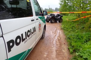 Dar viena tragedija ant keturračio: Ignalinos r. nuo kelio nulėkęs vyras žuvo