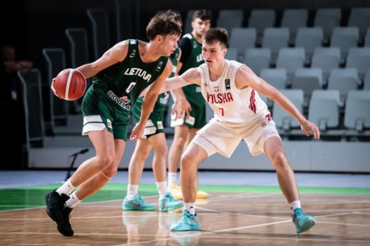 Lietuvos jaunimo rinktinė Europos čempionate dar kartą nugalėjo Lenkiją ir žais dėl 9 vietos