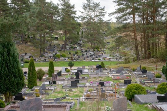Triukšmas dėl neprižiūrėtų kapaviečių: užsiminė apie griežtesnes taisykles