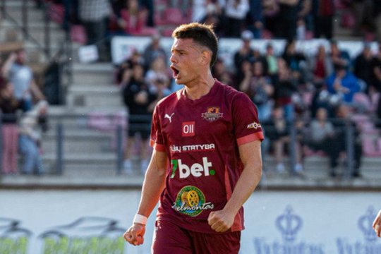 „Džiugas“ pirmą kartą savo aikštėje įveikė „Bangą“