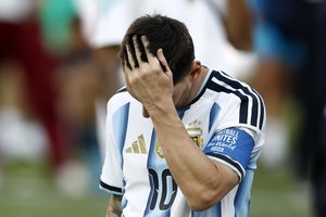 Ašaros, sujaudinusios milijonus: po pralaimėto finalo L. Messi neslėpė emocijų