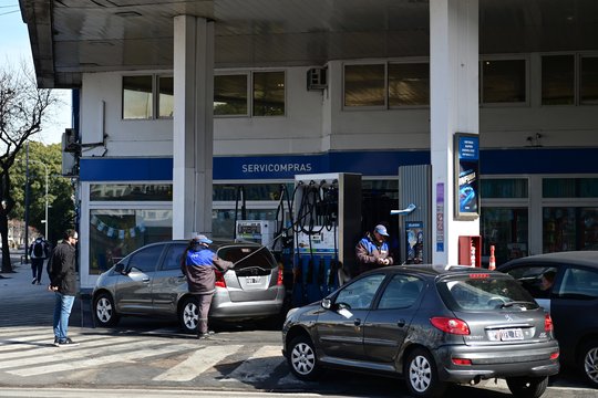  Tokių naftos kainų jau kurį laiką nematėme: štai kas pasikeitė pirmadienį