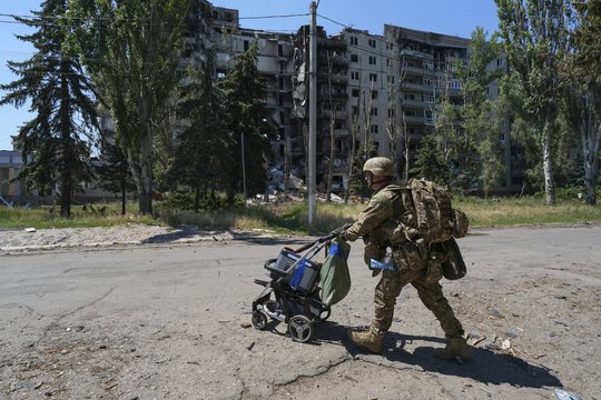 Karas Ukrainoje. Atskleidė įspūdingą ataką prieš Rusijos FSB