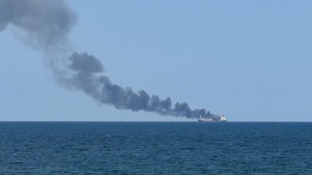 Ukrainos laimikis: atakuoti Rusijos šešėlinio laivyno tanklaiviai, pramonės parkas, naftos bazė