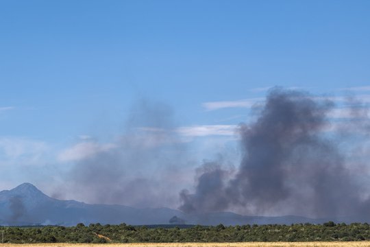 Situacija turistų mylimoje šalyje sparčiai blogėja: ugnis plinta milžinišku greičiu
