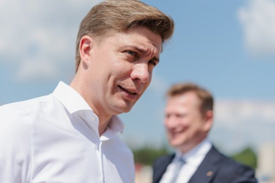 A. Mazuronis, E. Gentvilas, T. Prajara: ar ir premjeras – politinis netyčiukas?