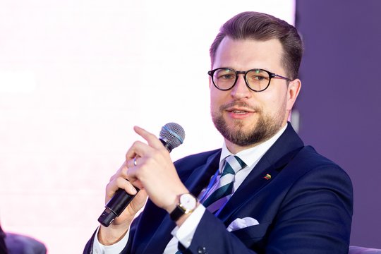 L. Savickas apie pirmojo Lietuvos jūros vėjo parko projektą: yra daug prarasto laiko