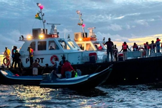 Atlanto vandenyne nuskendo keltas: žuvo mažiausiai 27 žmonės, 83 dingo