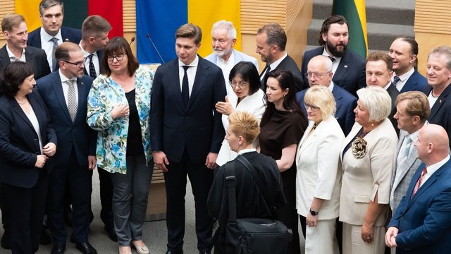 Įtampai Vyriausybėje neatslūgstant pateikė galimus LSDP tikslus: valdantiesiems tai naudinga