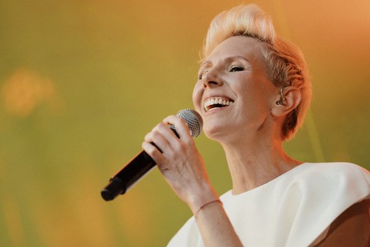  Giedrė skelbia savo pirmąjį koncertą arenoje