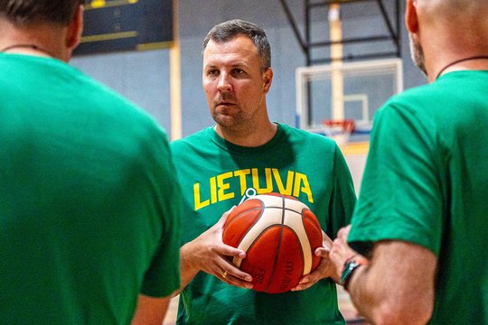 Moterų rinktinės vadovas M. Tamolis: „Europos čempionatas Lietuvoje bus ne finišas, o naujo etapo pradžia“