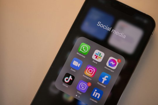 Sutriko „Facebook“, „Messenger“ ir „Instagram“ veikla
