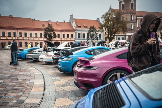 Greitis, emocijos ir daugiau nei 100 „Porsche“: fotogalerija iš Kauno