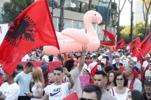NVO: D. Trumpo šeimos projektas Albanijoje jau padarė „neatitaisomą“ žalą