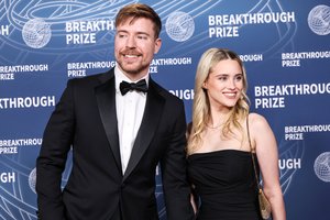 Populiariausias „YouTube“ kūrėjas MrBeast vedė mylimąją: vestuvės – privačioje saloje