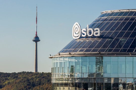 SBA Group revenue rises to EUR 447 million in 2025 as investment approaches EUR 100 million