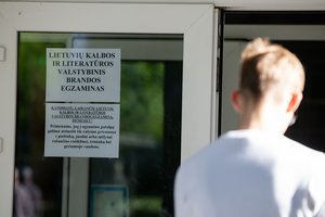 J. Litvinaitė: atsisakant trijų brandos egzaminų reikalavimo buvo įsiklausyta į švietimo bendruomenę