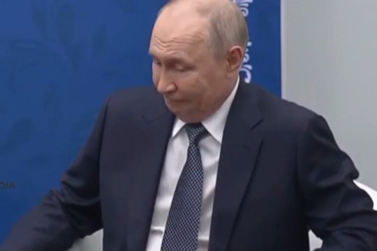 Iš Kazachstano prezidento – antausis V. Putinui: užfiksavo reakciją