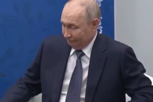 Iš Kazachstano prezidento – antausis V. Putinui: užfiksavo reakciją
