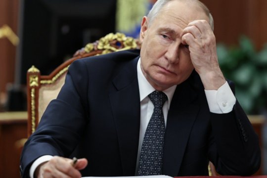Kazachstano prezidentui paraginus siekti taikos Ukrainoje V. Putinas nesutiko: tai esą neįmanoma