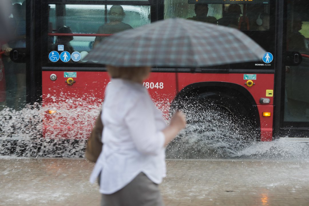 Savaitės pradžioje – lietūs su kruša, tačiau vėliau sulauksime kaitros: temperatūra šoktels iki 32 laipsnių