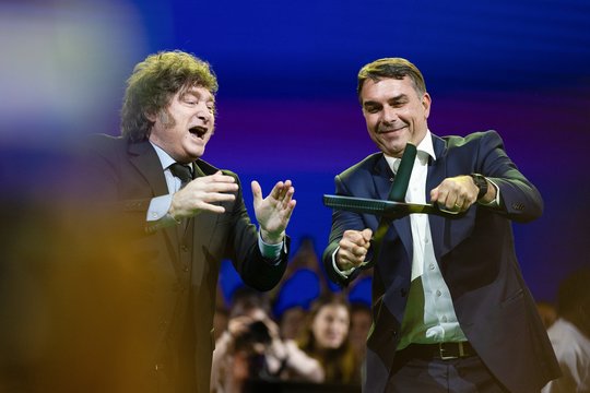 Brazilija atšaukė ambasadorių Argentinoje dėl J. Milei pareiškimų
