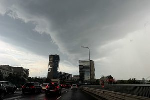 Dėl artėjančios liūties – perspėjimas Vilniaus vairuotojams: štai, kam reikia nusiteikti