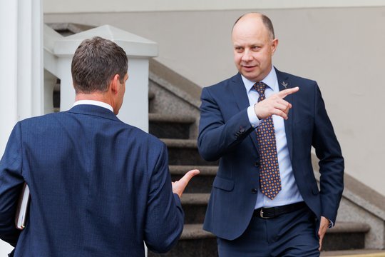 A. Veryga apie apkaltą R. Žemaitaičiui: atrodytų, logiška sulaukti LAT sprendimo