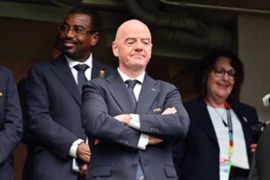 Skandalingas FIFA užmojis skaldo futbolą: Europos federacija grasina boikotu