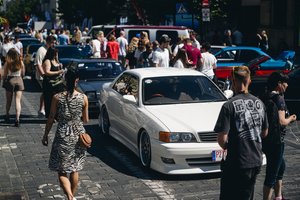 Automobilių pirkėjų logika keičiasi: paaiškino, kas jiems šiuo metu svarbiausia