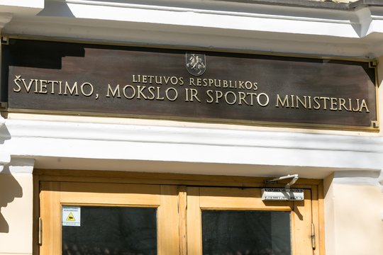 ŠMSM: į aukštąsias mokyklas kviečiama 21,7 tūkst. stojančiųjų – 3,8 proc. daugiau nei pernai